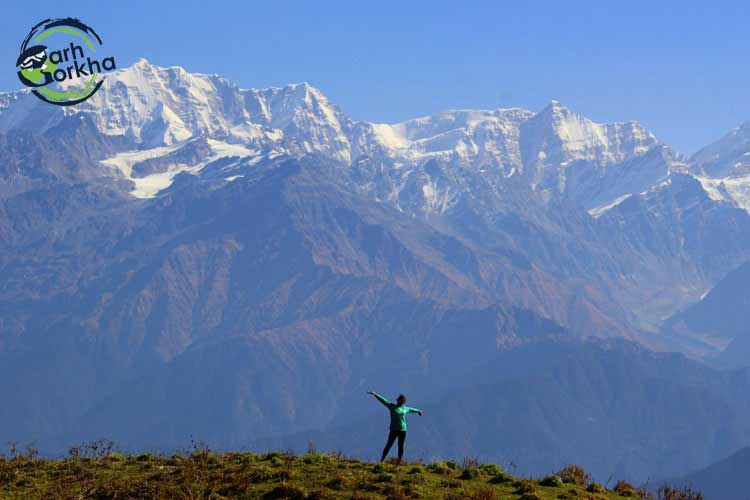 Srikanth towering in the background. An amphitheatre of majestic peaks.